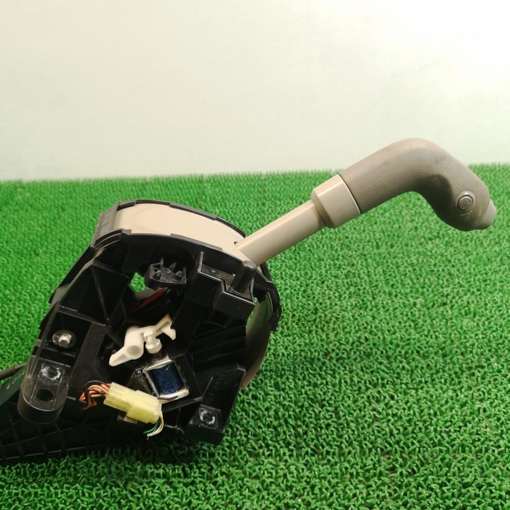 人気定番，お得 DA64W シフトレバー H24 スズキ エブリィワゴン PZターボ 8.2万km 傷あり EVT8(シフトレバー)｜売買されたオークション情報、yahooの商品情報をアーカイブ公開 - オークファン シフトレバー