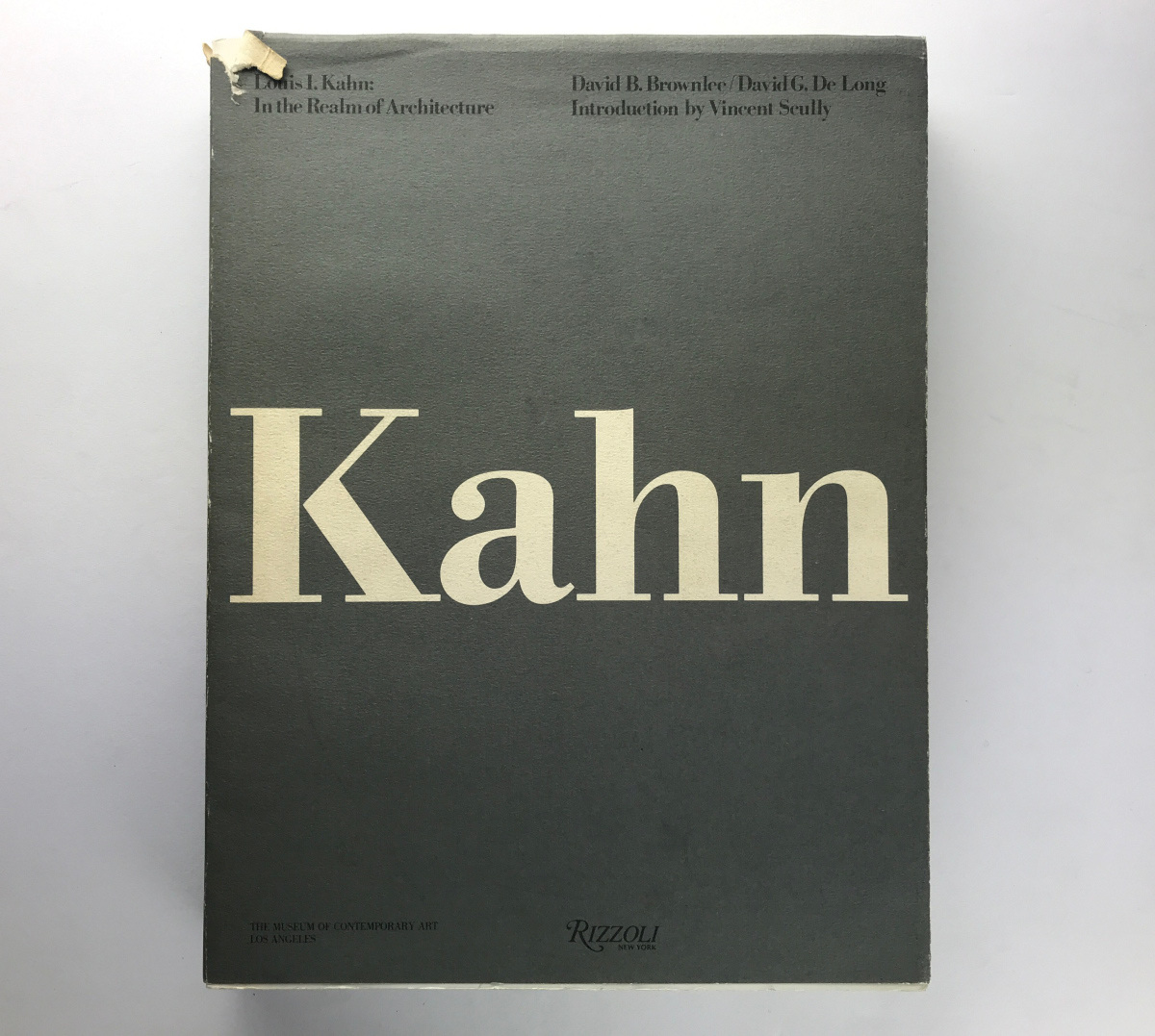 Louis I. Kahn: In the Realm of Architecture ルイスカーン 建築の