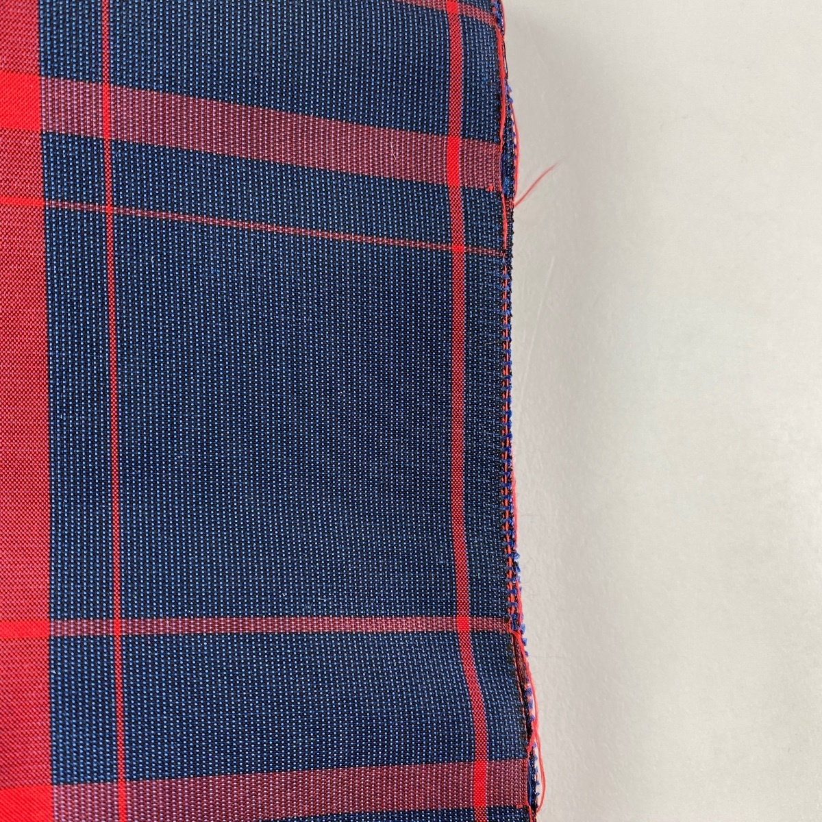 反物 優品 大島紬 証紙 縞格子 泥染 紺色 正絹 【中古】 ☆☆ 反物 正絹 証紙 風景 逆さ雲取り 焦茶色