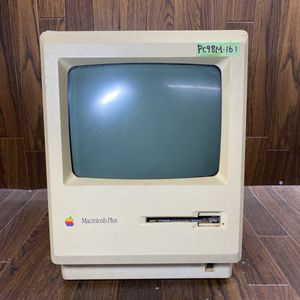 【ジャンク品】Macintosh Plus【動作未確認】コレクターアイテム ジャンク品】Macintosh Plus【動作未確認】コレクターアイテム 【公式