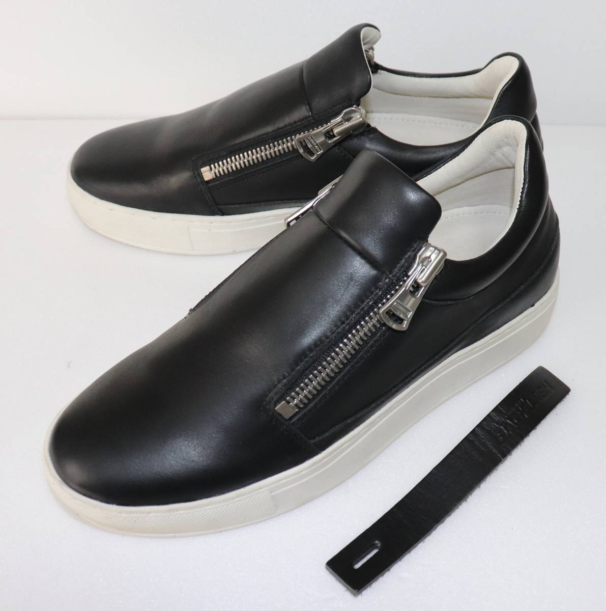 【お得，100%新品】 【未使用】定価36000 BACKLASH バックラッシュ 靴 スリッポン 618-05　26.5ｃｍ　ISAMUKATAYAMA　パンチングステアレザー