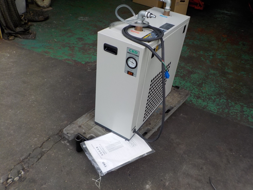 人気，爆買い 税込 程度良CKDコンプレッサー用エアドライヤーGK5104-AC200V 5馬力対応 空気処理量0 52/0 57m3 最高圧力1 0MPa(コンプレッサー)｜売買されたオークション情報、yahooの商品情報をアーカイブ公開 - オ コンプレッサー
