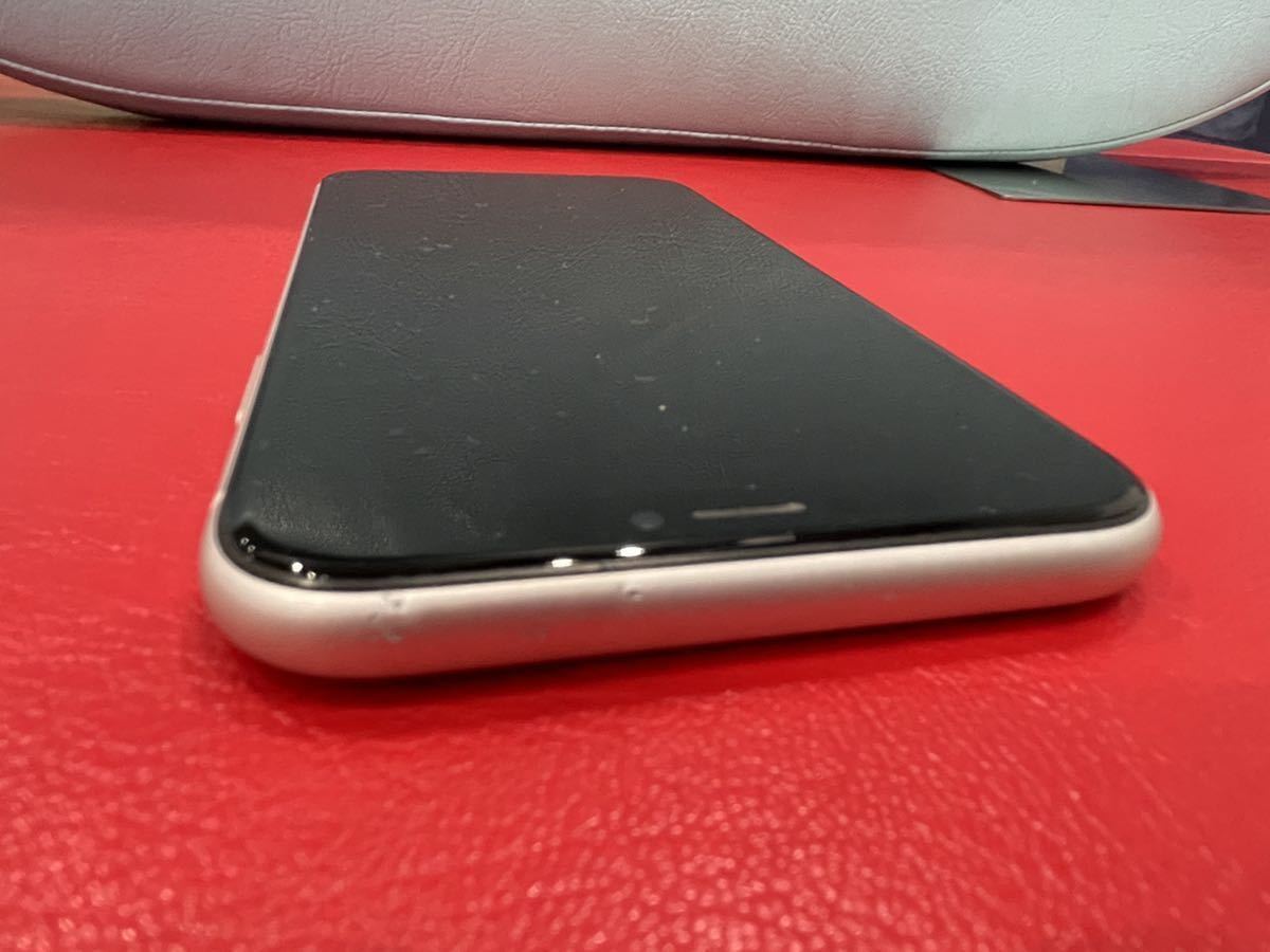 送料無料 SIMフリー iPhone XR ホワイト128GB バッテリー最大容量88 