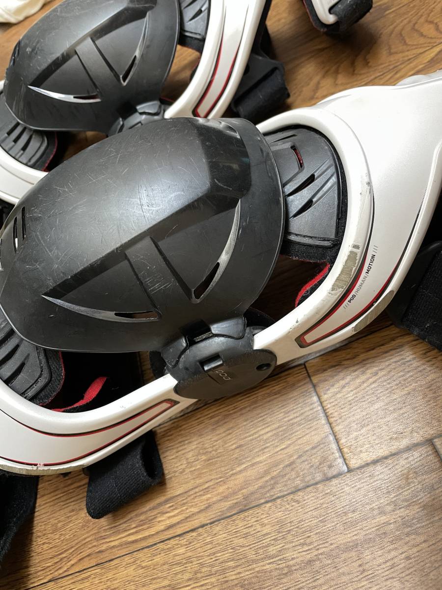 pod ニーブレース K300 Mサイズ pod 【公式通販】