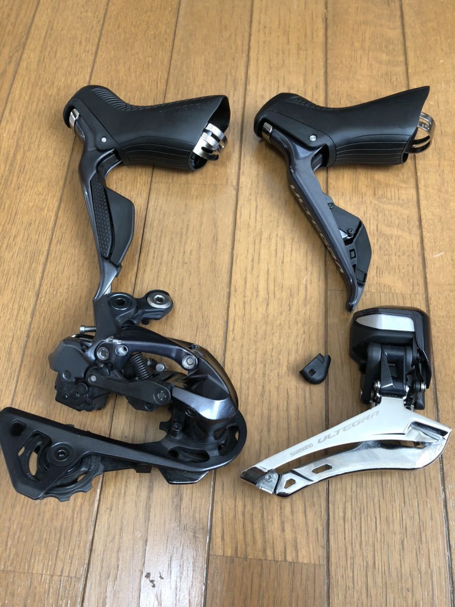 シマノULTEGRA Di2 ST-R8070左右セット油圧ブレーキSTIレバー