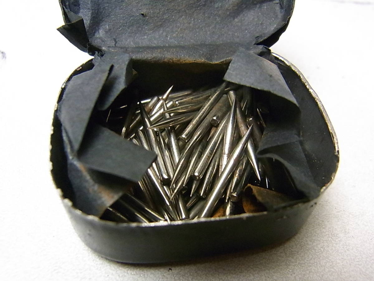 HIS MASTERS VOICE / GRAMOPHONE NEEDLES 蓄音機交換針 3缶セット/各