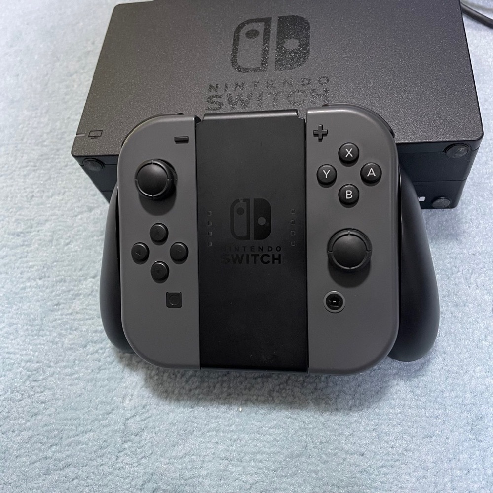 送料無料 中古 Nintendo Switch ニンテンドースイッチ 2020年モデル