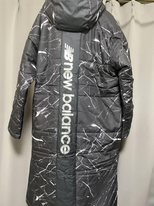 送料無料 新品 ニューバランス 中綿 ベンチコート M 黒 ブラック