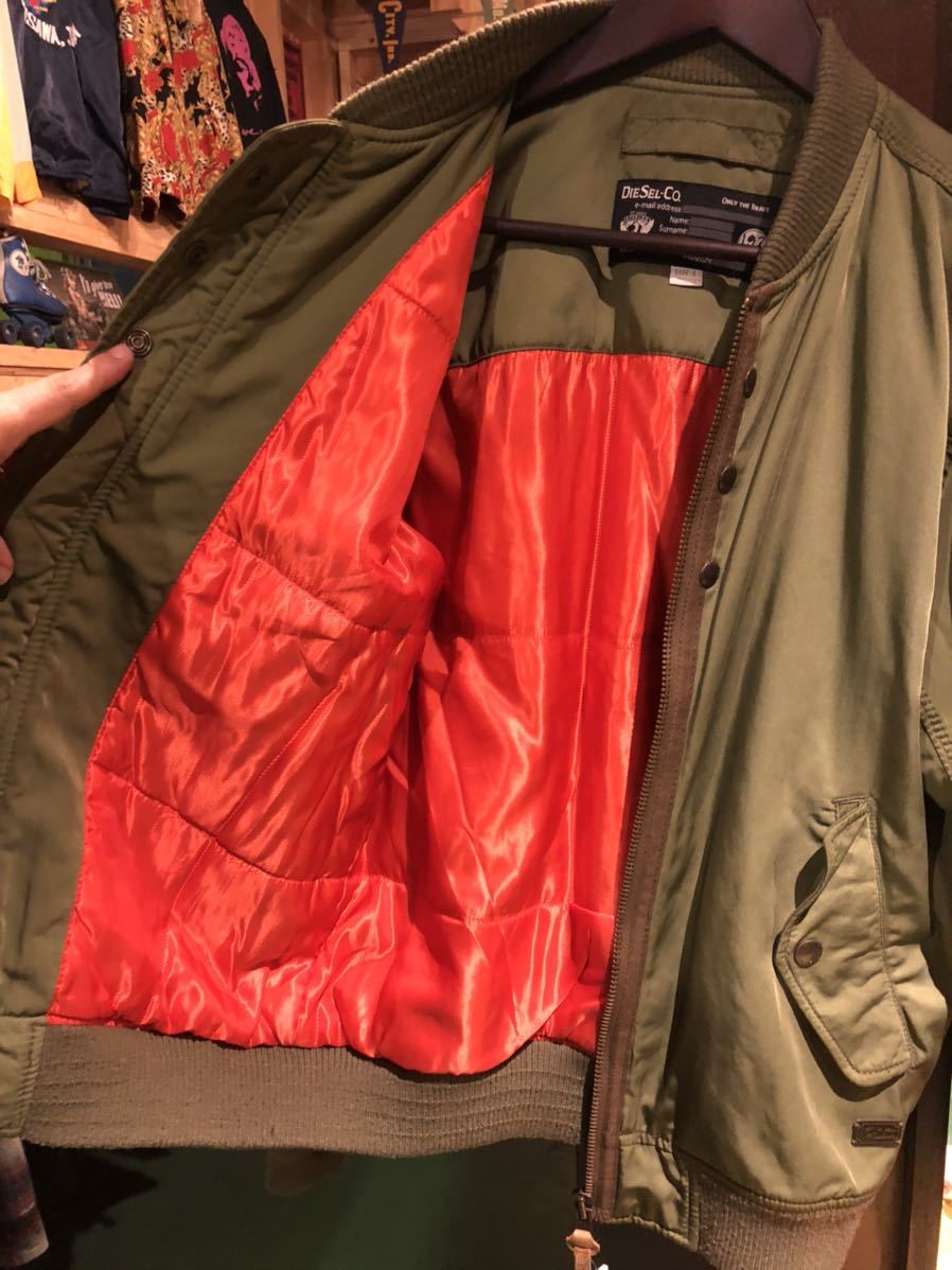 ディーゼル DIESEL MA-1 S カーキ 袖裏ピンク / メンズブランド 限定 