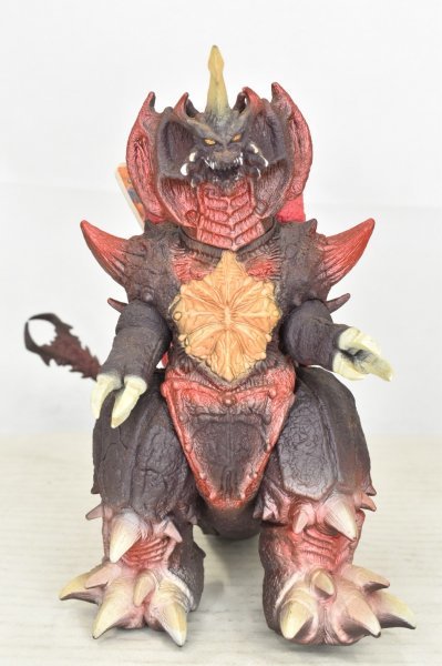 Bandai フィギュア ゴジラvsデストロイア 完全生命体 デストロイア 完全体 Destroyah タグ付き ゴジラ 売買されたオークション情報 Yahooの商品情報をアーカイブ公開 オークファン Aucfan Com