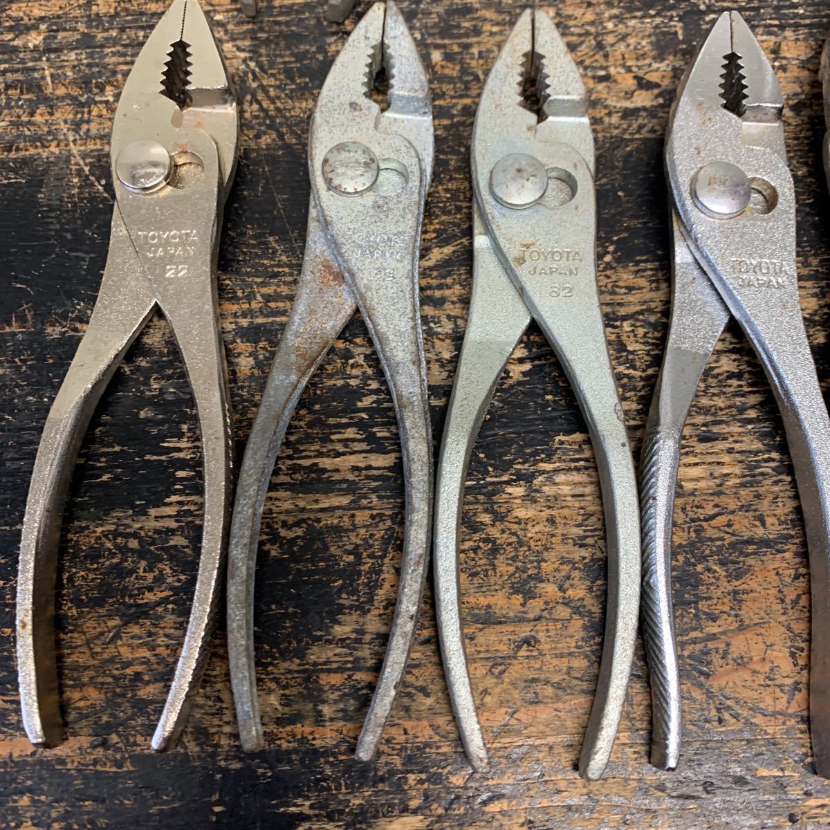 T1 142 コンビネーションプライヤー 25点まとめて 工具 ハンドツール Toyota Nissan Lobstar Hit メンテナンス 品 ハンドツール 大工道具 売買されたオークション情報 Yahooの商品情報をアーカイブ公開 オークファン Aucfan Com