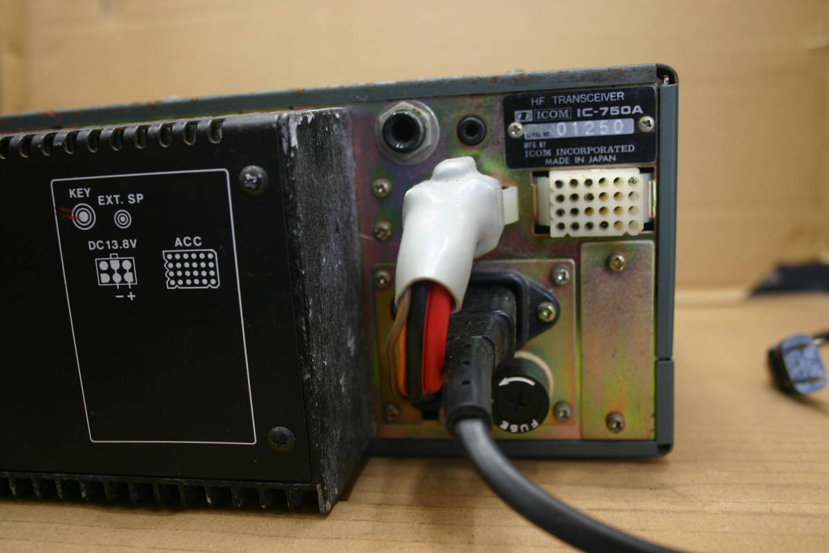 ICOM アイコム HFオールバンドトランシーバー IC-750A 中古 動作確認