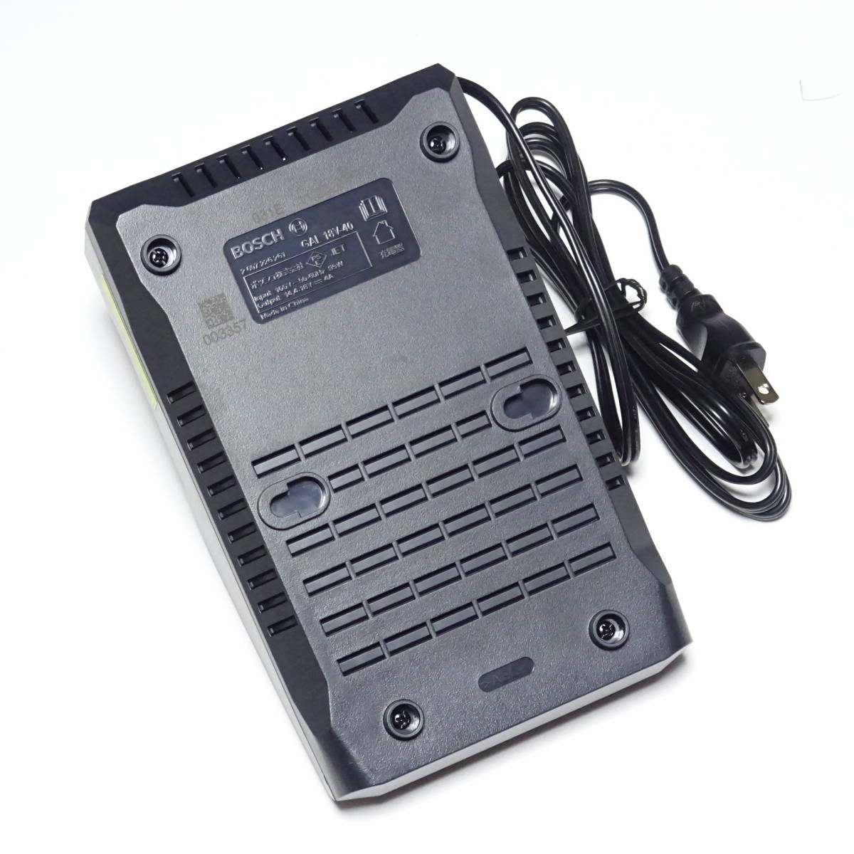 充電器 ボッシュ BOSCH BOSCH(ボッシュ) 18V | 互換品 バッテリー容量2.0 リチウムイオン A1820LIB 1.5Ah AL2215CV&amp;リチウムイオンバッテリー 3.0A急速 14.4V&frasl;18Vバッテリー対応 18Ｖ ボッシュ18v用充電器の通販