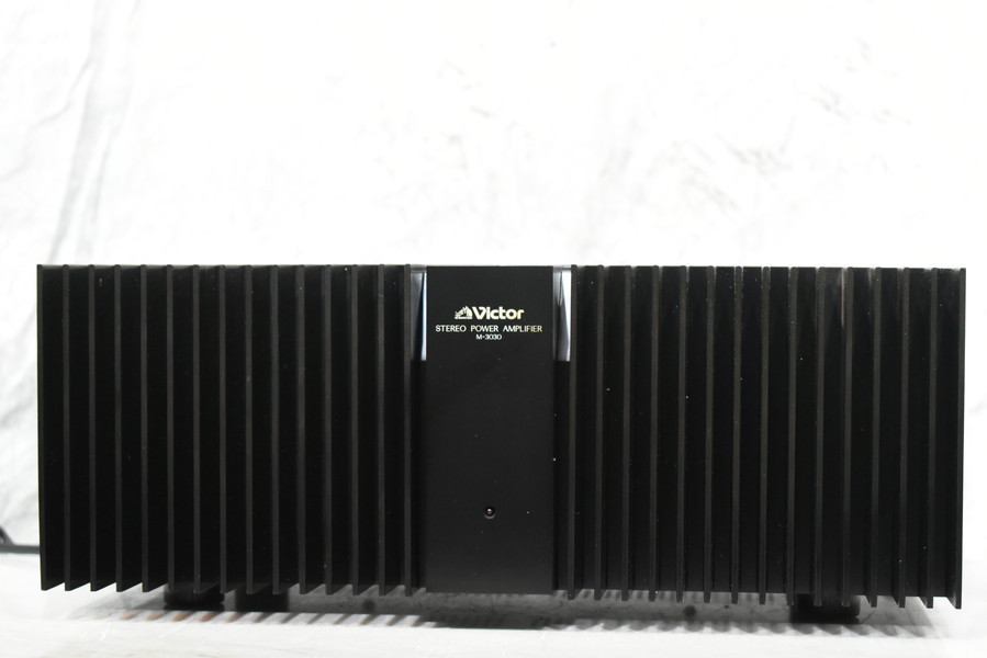 VICTOR ビクター パワーアンプ M-3030 M-3030 ビクター パワーアンプ