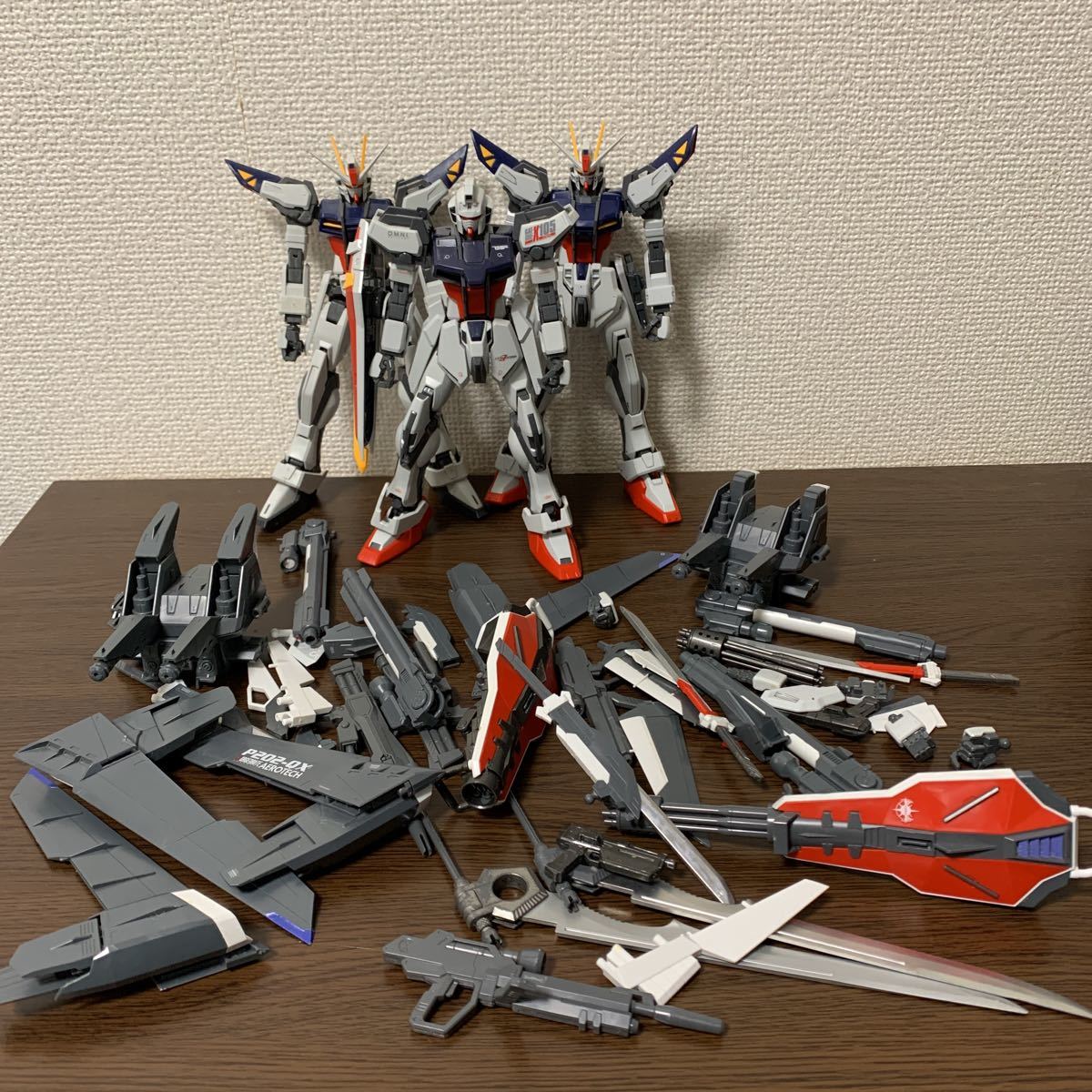  MG ストライクガンダムIWSP ストライクE IWSP 完成品ジャンク ガンダムSEED(完成品)｜売買されたオークション情報、yahooの商品情報をアーカイブ公開 - オークファン 完成品