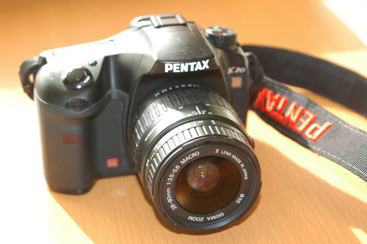 PENTAX K20D ボディ＋バッテリーグリップ（D-BG2）_1