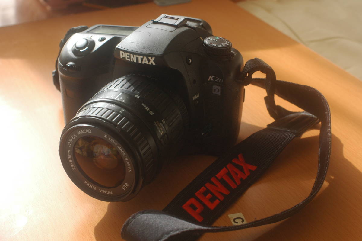 PENTAX K20D ボディ＋バッテリーグリップ（D-BG2）_2