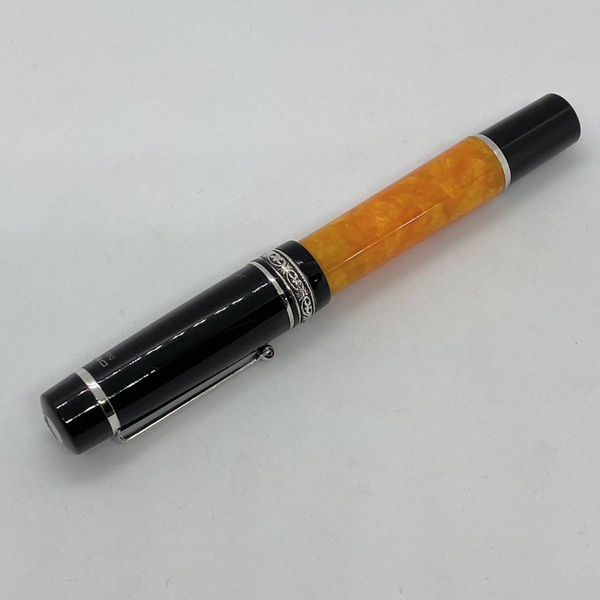 ☆ デルタ 希少品 入手困難 ☆ デルタ ドルチェビータ スリム 万年筆 M