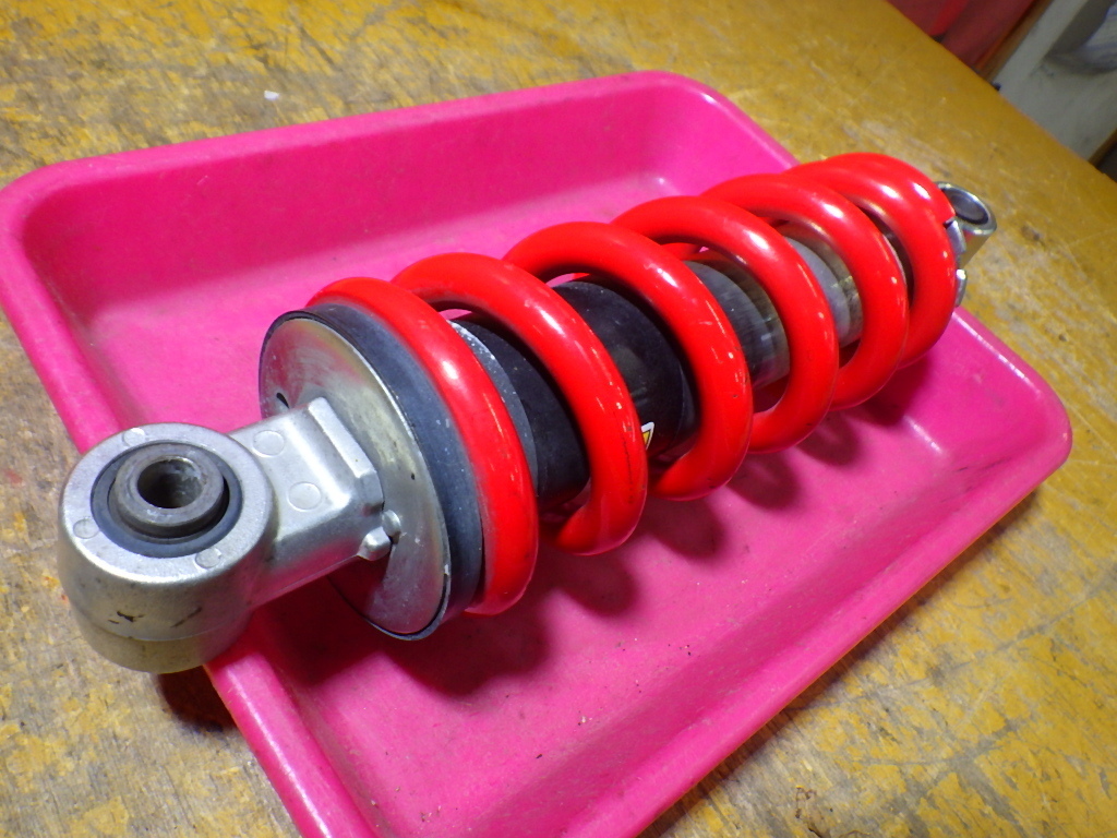 35389 ホンダ MC33-150～ VTR250F '13 FI 純正 リアサスペンション 漏れ無　29.5ｃｍ