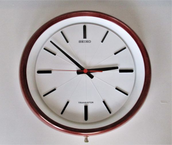 SALE，2026 セイコー トランジスター 掛時計 赤茶色 SEIKO 昭和 当時物(アナログ)｜売買されたオークション情報、yahooの商品情報をアーカイブ公開 - オークファン 掛時計、柱時計