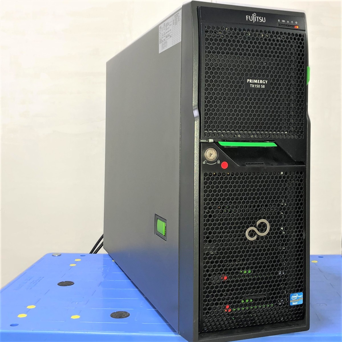 Replacing A Slimline Odd Or Lsd - Fujitsu PRIMERGY TX300 S8 Upgrade And Maintena