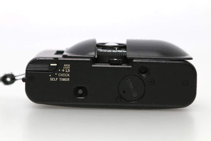 OLYMPUS A11 XA2 コンパクト 通販 中古OLYMPUS 美品｜オリンパス XA ブラック A11 ストロボ付 γS1896-2E4