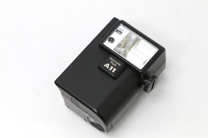 OLYMPUS A11 XA2 コンパクト 通販 中古OLYMPUS 美品｜オリンパス XA ブラック A11 ストロボ付 γS1896-2E4