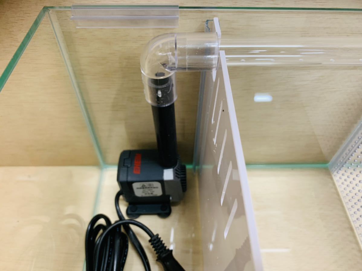 ベタマンション 600 0 0 3室水槽 水中ポンプ付 ホワイトver ザリガニ ウーパールーパー ベタの飼育に 品 クリア 60cm 売買されたオークション情報 Yahooの商品情報をアーカイブ公開 オークファン Aucfan Com