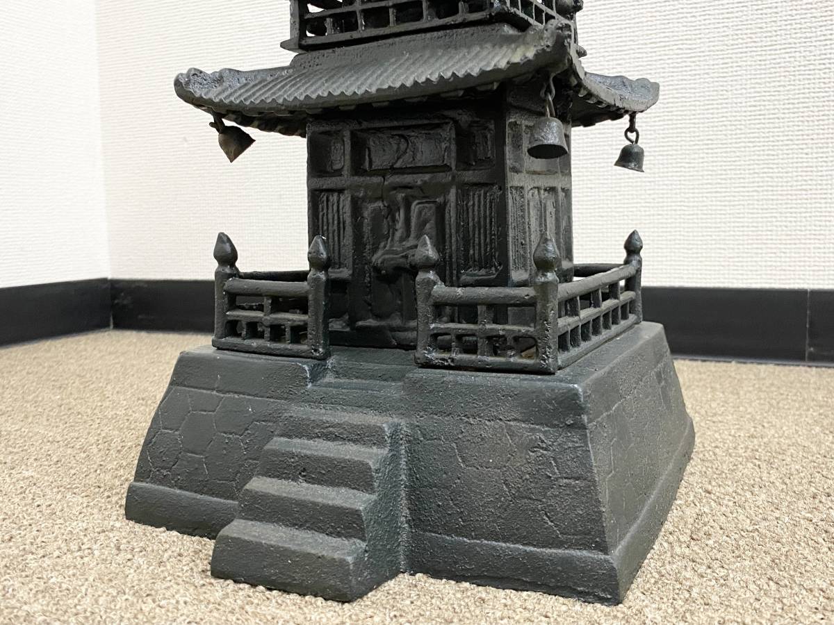 ◇【金属製 五重塔 法隆寺 オブジェ 置き物 飾り物】◇玄関 和室 中古