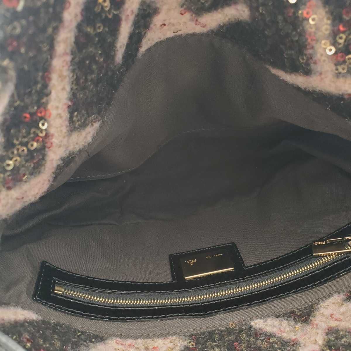 FENDI キャンバス フェンディ ロゴ ズッカ柄 バッグデザイン FENDI 