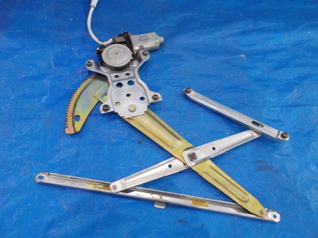 【宮城 塩釜発】中古 左Fドアレギュレーターモーター ジムニー TA-JB23W XA 純正品 DENSO 062100-9220