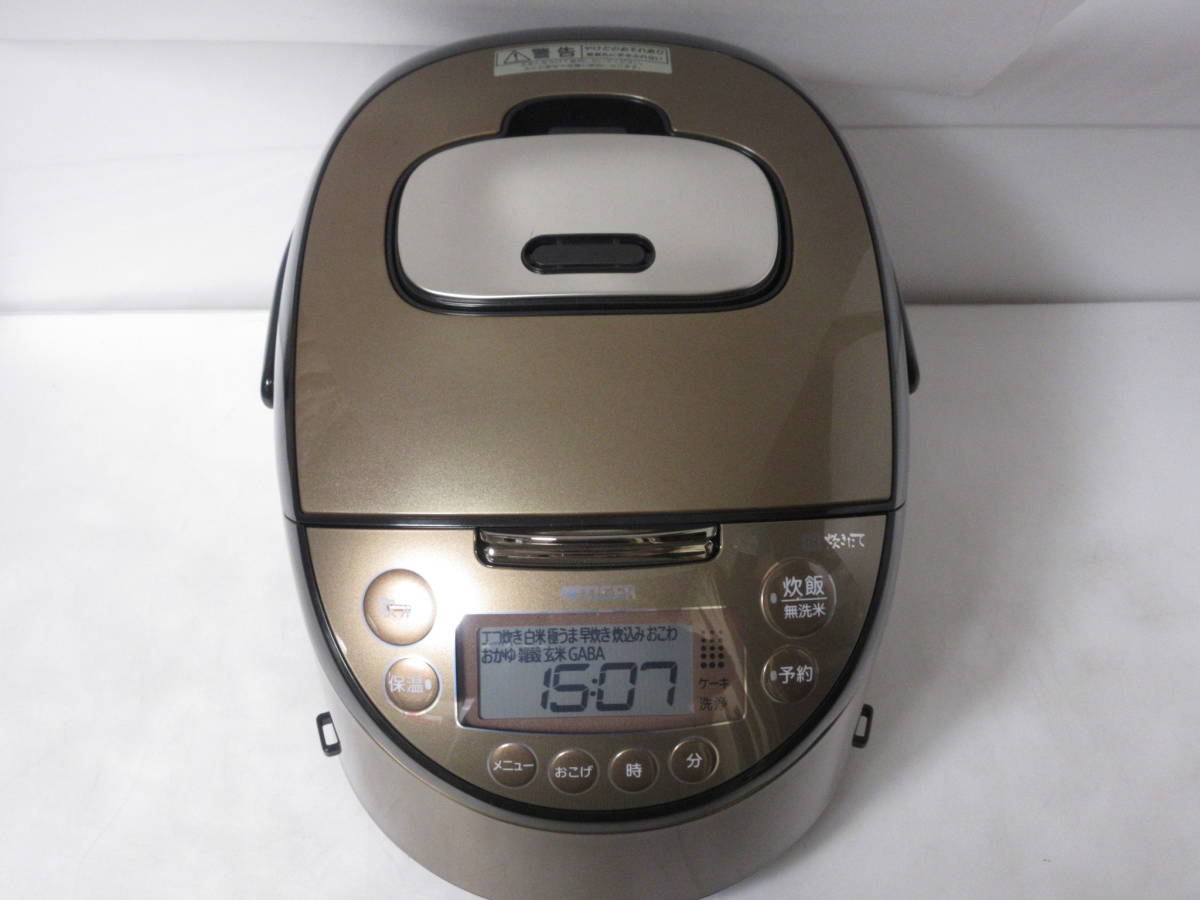 ☆ タイガー 炊きたて JKT-M100（5.5合炊き） 展示未使用品 高加熱剛つよ