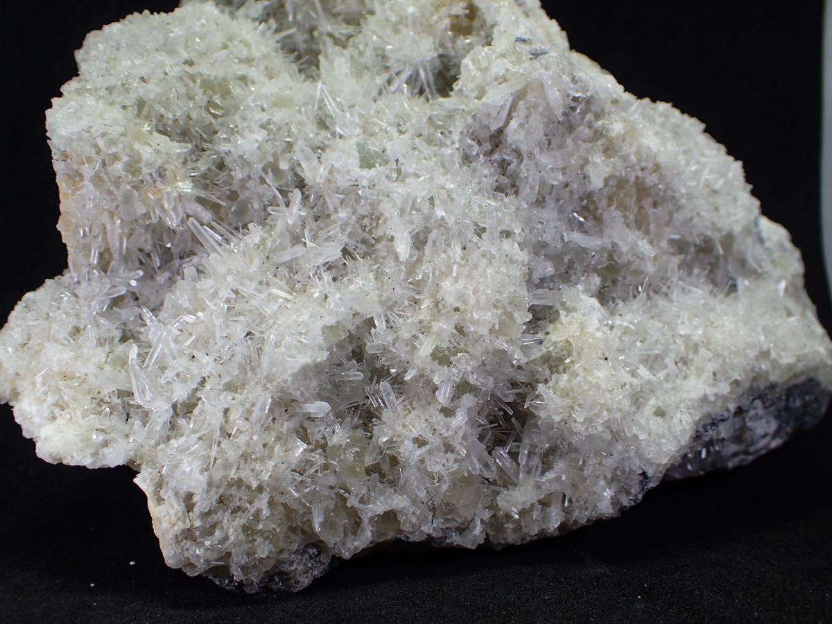 福島県蛍鉱山産 - & ⁄ 鉱物 蛍石＆水晶 (Fluorite Japan) Quartz 