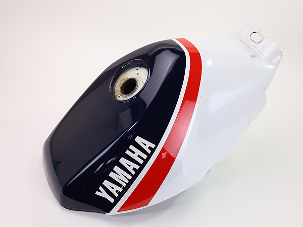 ヤマハFZ750 純正タンク ヤマハFZ750 純正タンク