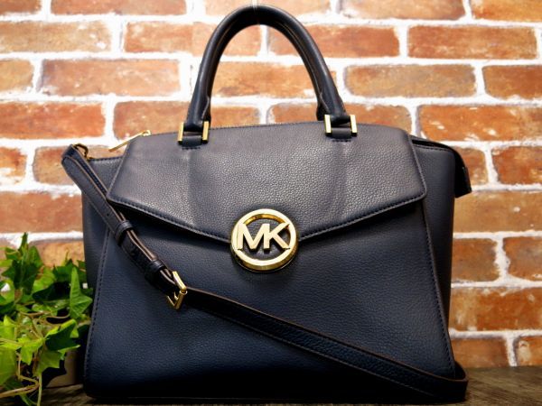 Michael Kors マイケルコース◆ゴールド金具 ロゴ◆レザー 本革◆2way トート バッグ◆ネイビー 紺◆未使用品◆肩掛け◆B5◆通勤◆N2769
