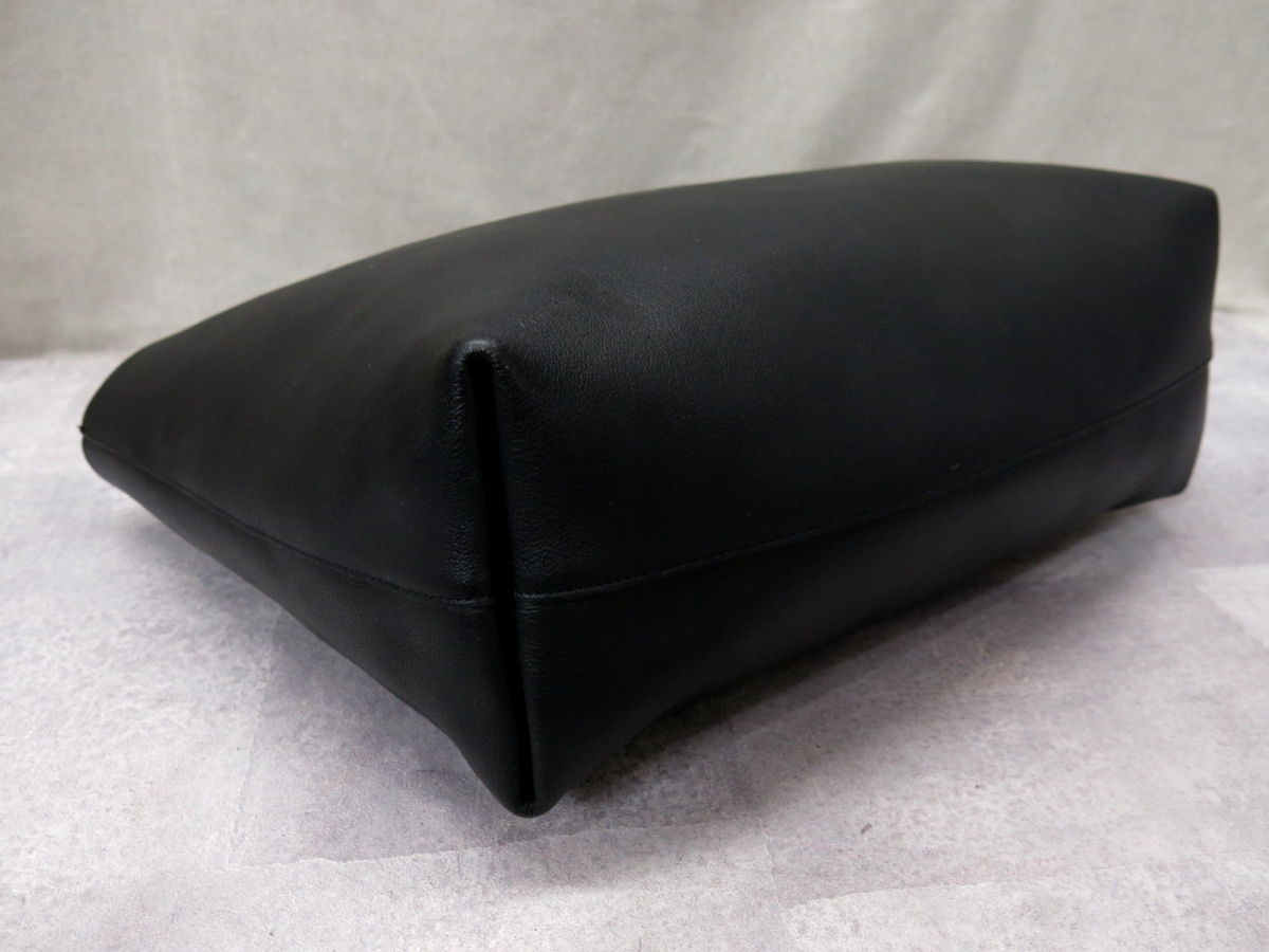○超美品○SAINT LAURENT サンローラン○サック ショッピング○カーフ 