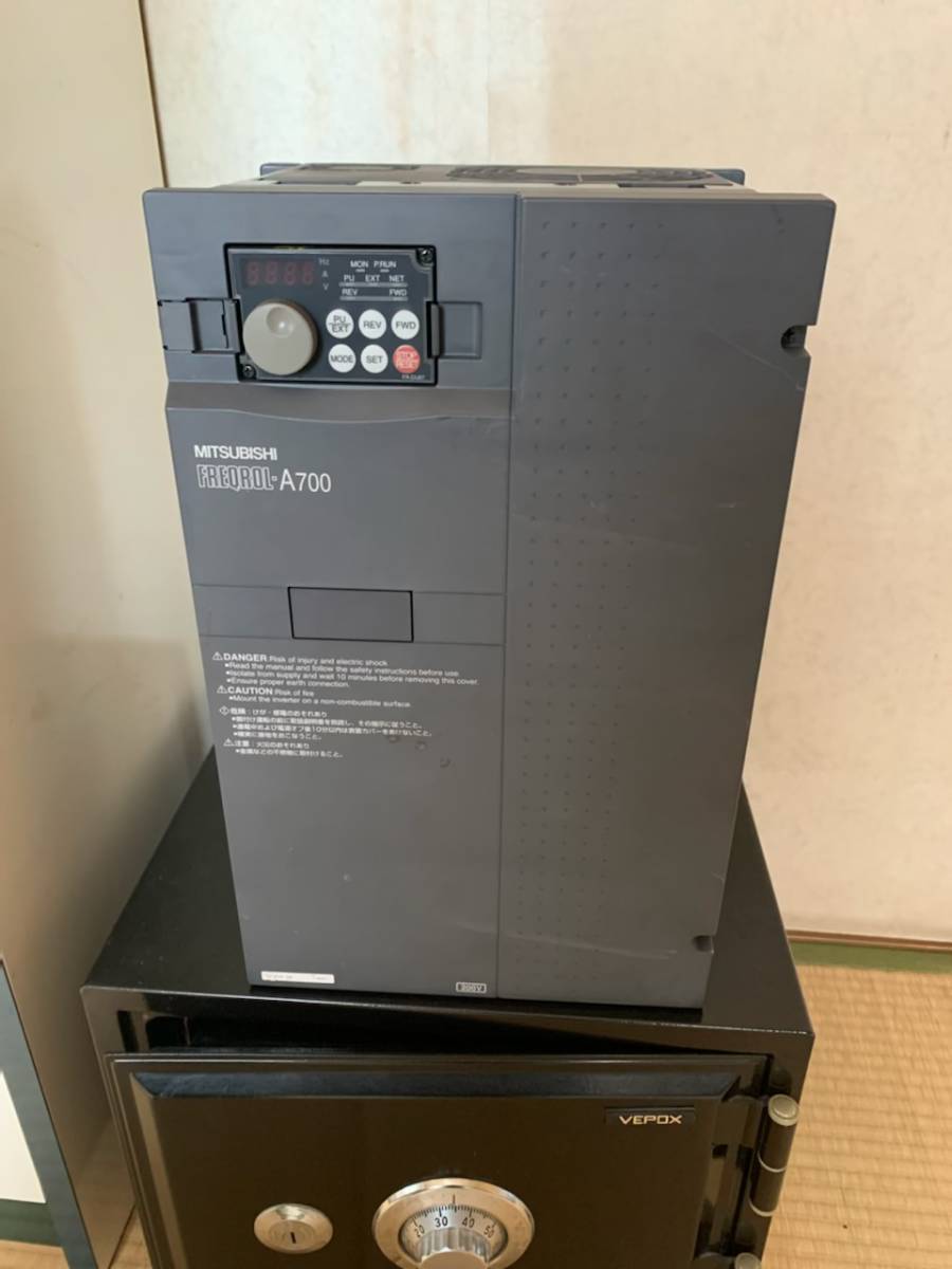 三菱インバータFRーA720ー15k 型番