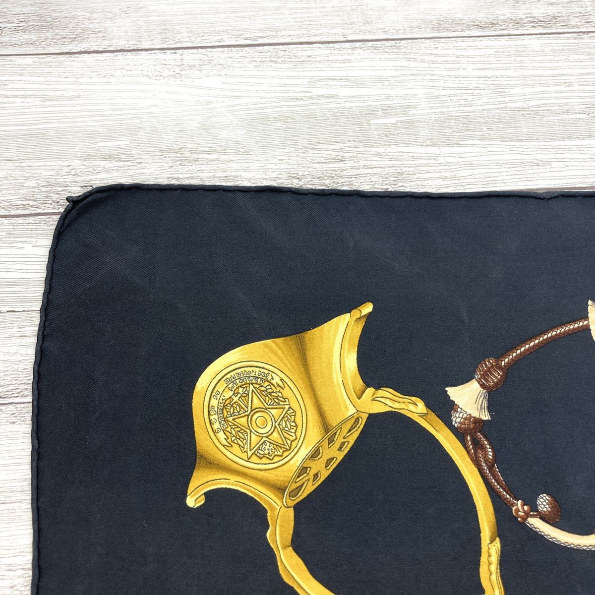 HERMES エルメス CARRES90 PAMPA 大草原 SILK SCARF MADE IN FRANCE