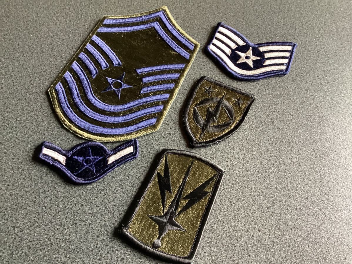 自衛隊グッズ 米軍 アメリカ空軍階級章とチャレンジコイン 部隊章 階級章 売買されたオークション情報 Yahooの商品情報をアーカイブ公開 オークファン Aucfan Com 自衛隊グッズ 米軍 アメリカ空軍階級章とチャレンジコイン 部隊章 階級章 売買されたオークション情報 Yahooの商品情報をアーカイブ公開 オークファン Aucfan Com