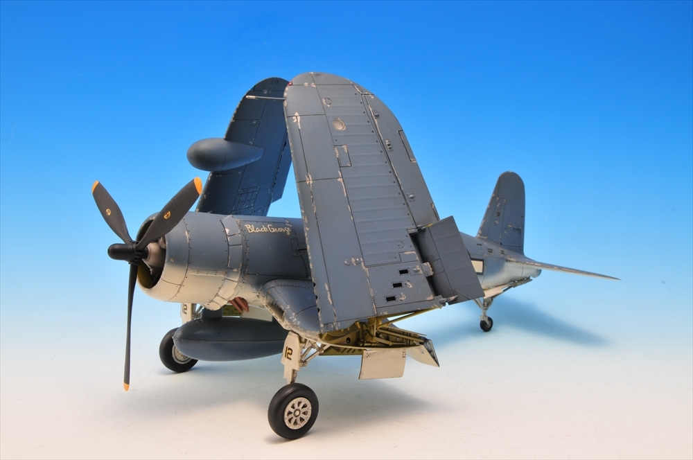 □タミヤ製 1/48 F－4U コルセア‐1/2バードケージ 完成品 1