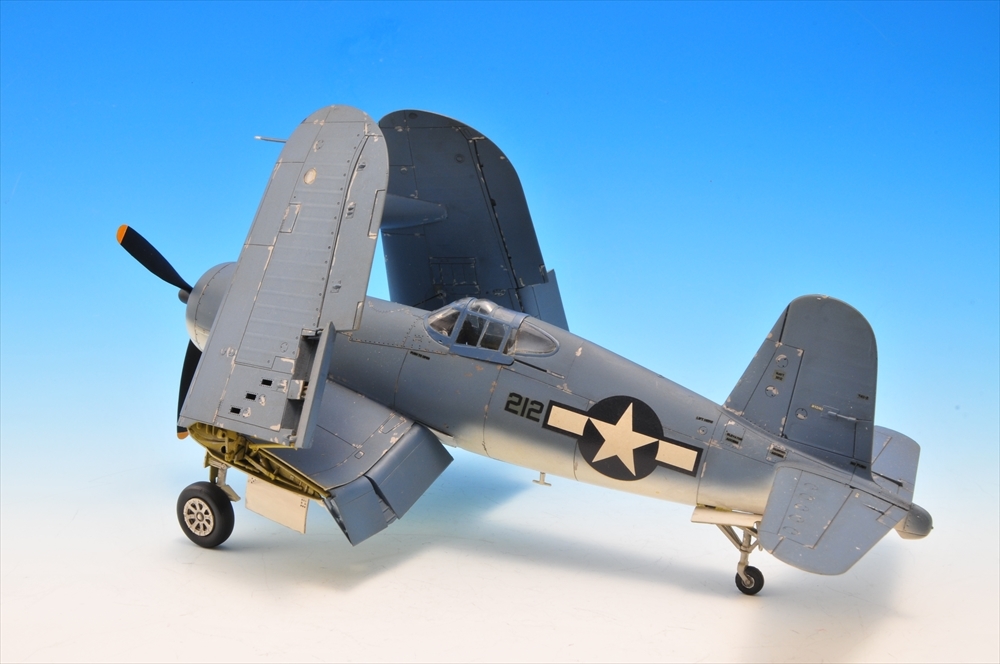□タミヤ製 1/48 F－4U コルセア‐1/2バードケージ 完成品 1