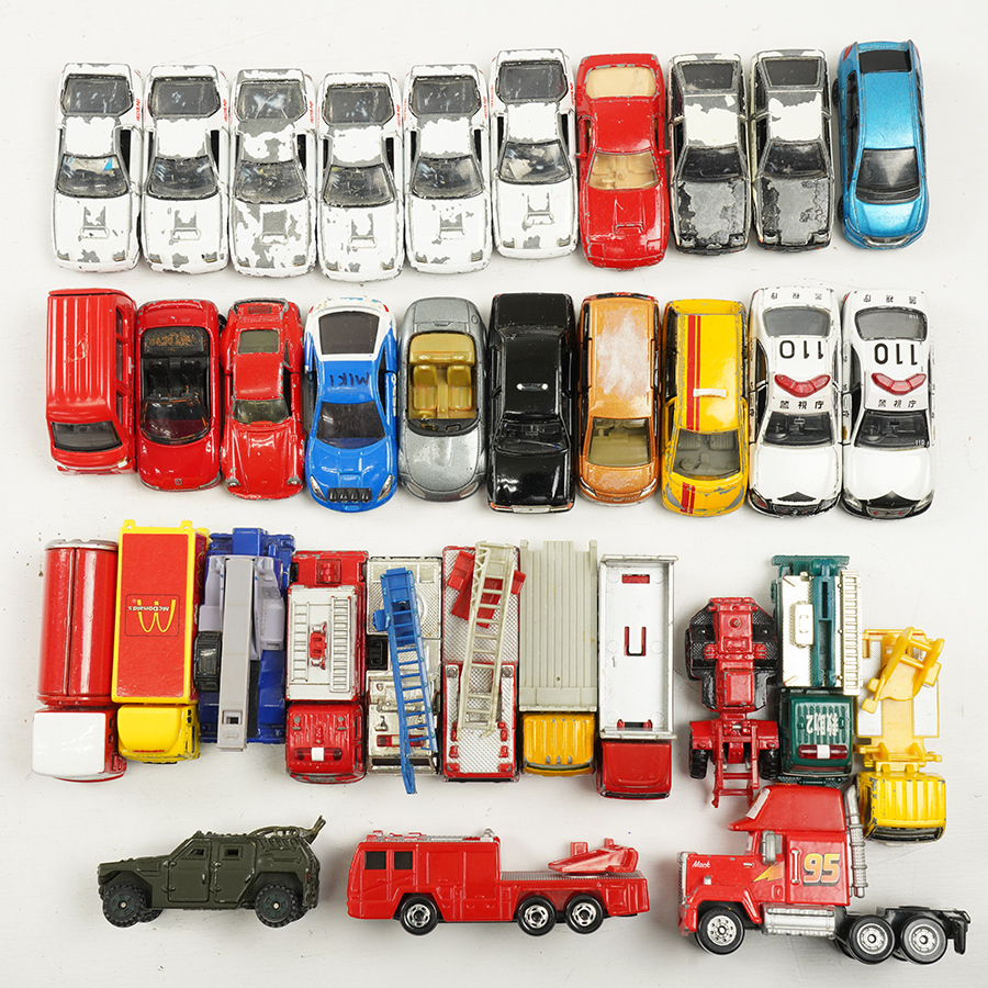 中古 激安通販 ジャンク品 ミニカー まとめて 大量セット 約12.5kg 中古 激安通販 ジャンク品 ミニカー まとめて 大量セット 約12.5kg