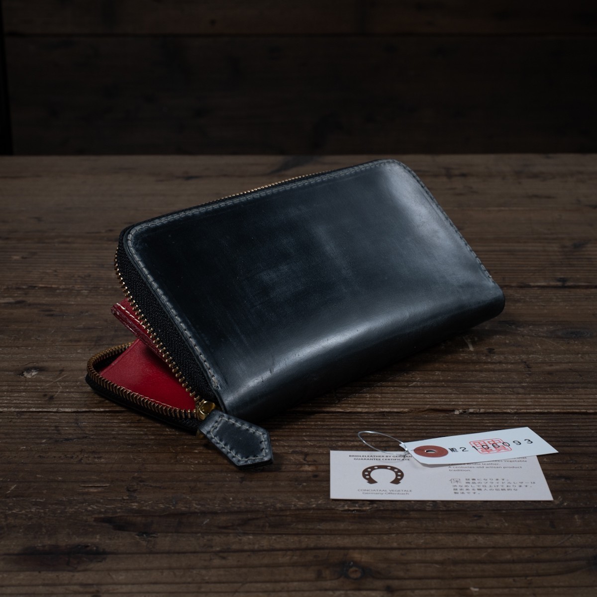 ブライドルレザー【黒×赤】実物撮影 メンズ 男性 財布 長財布 ラウンド