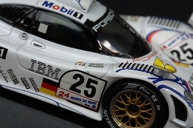 ONYX オニキス / VITESSE ビテス 1/43 Porsche ポルシェ 911 GT1