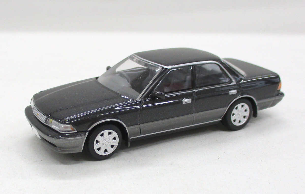 トミカ リミテッドヴィンテージNEO マークII 2.5GT ツインターボ 90年