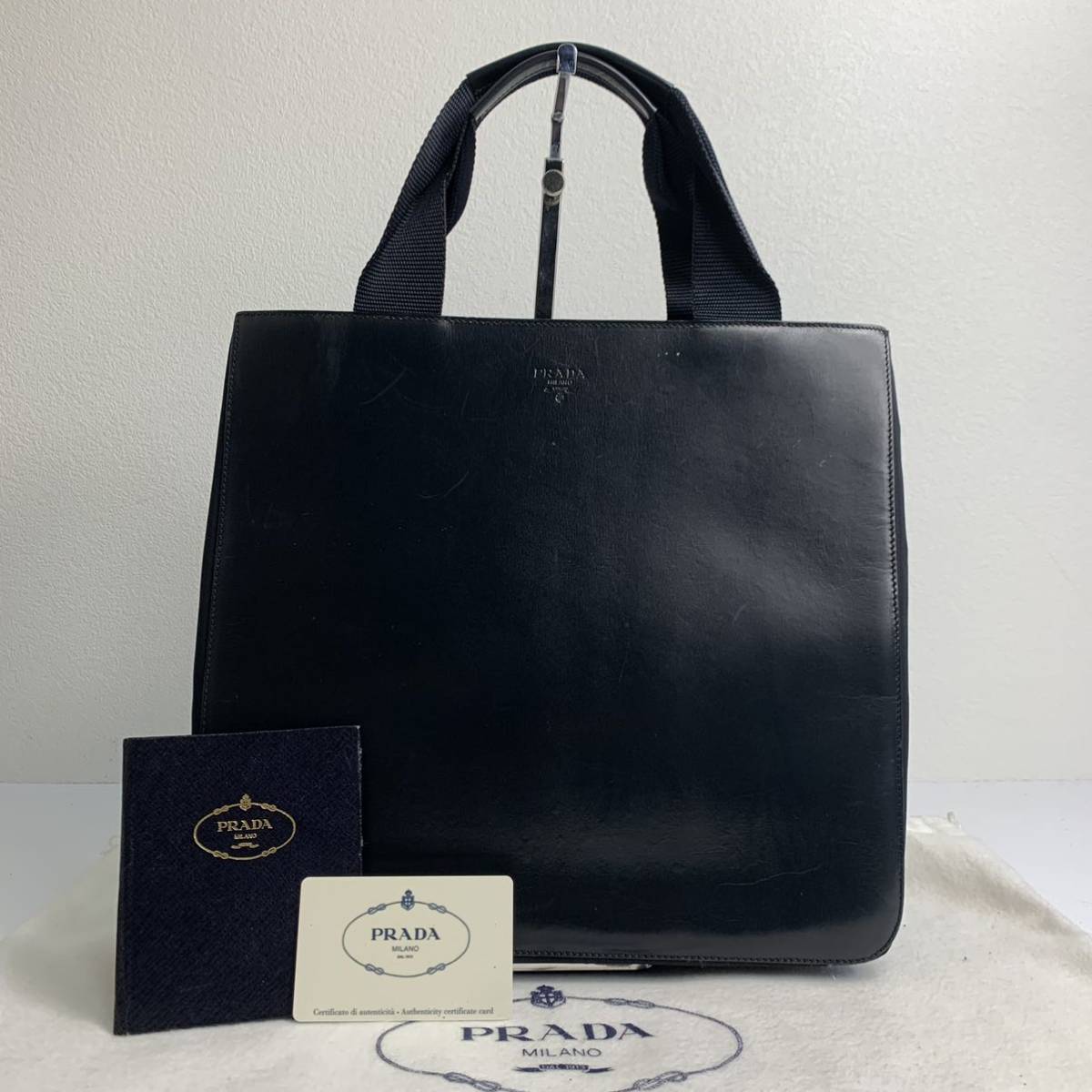 HOT，お得 1円 極稀品 正規 白タグ PRADA プラダ ハンドバッグ トートバッグ レザー テスートナイロン ロゴ型押し ネイビー A4(トートバッグ)｜売買されたオークション情報、yahooの商品情報をアーカイブ かばん、バッグ