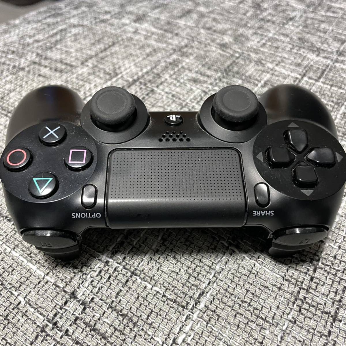 Ps4 コントローラー デュアルショック4 ブラック Cuh Zct1j 純正品 スマホホルダー付き アクセサリ 周辺機器 売買されたオークション情報 Yahooの商品情報をアーカイブ公開 オークファン Aucfan Com