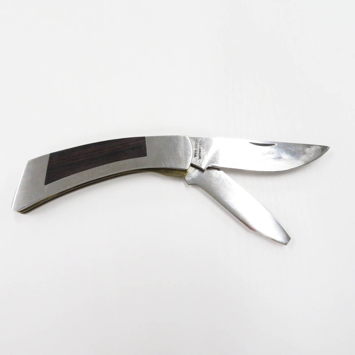 gerber フォールディングナイフ PORTLAND.OR.97223 ルビー 述べ