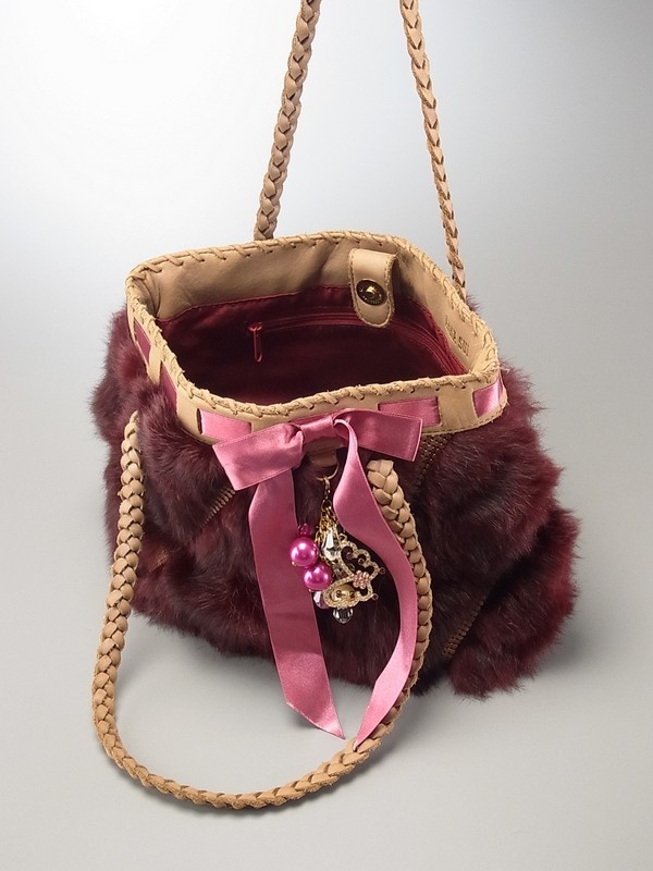 GJ8731◇アナスイ/ANNA SUI*蝶/ビジューチャーム付き*ファー 