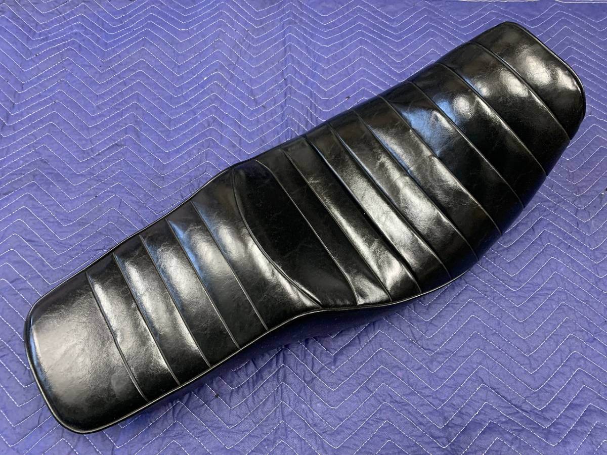 貴重 FXR FXRT FXRP 系の純正シート ノーマルシート 中古品です(純正品 